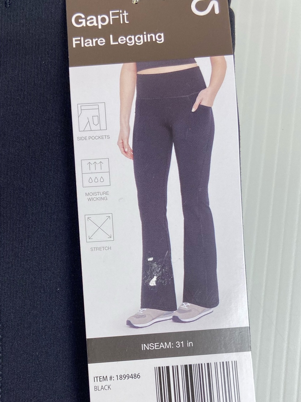 GapFit Black Flare Leggings L NWT Yoga Pants Side Pockets 31”